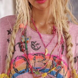 Magnolia Pearl Mother-of-Pearl Banana Pendant 🍌🍌🍌Sold Out